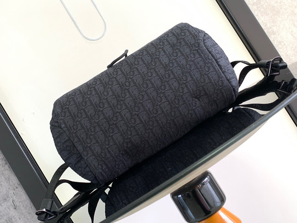 Dior 8 Backpack with Flap 1EIBA1 31*50*18cm