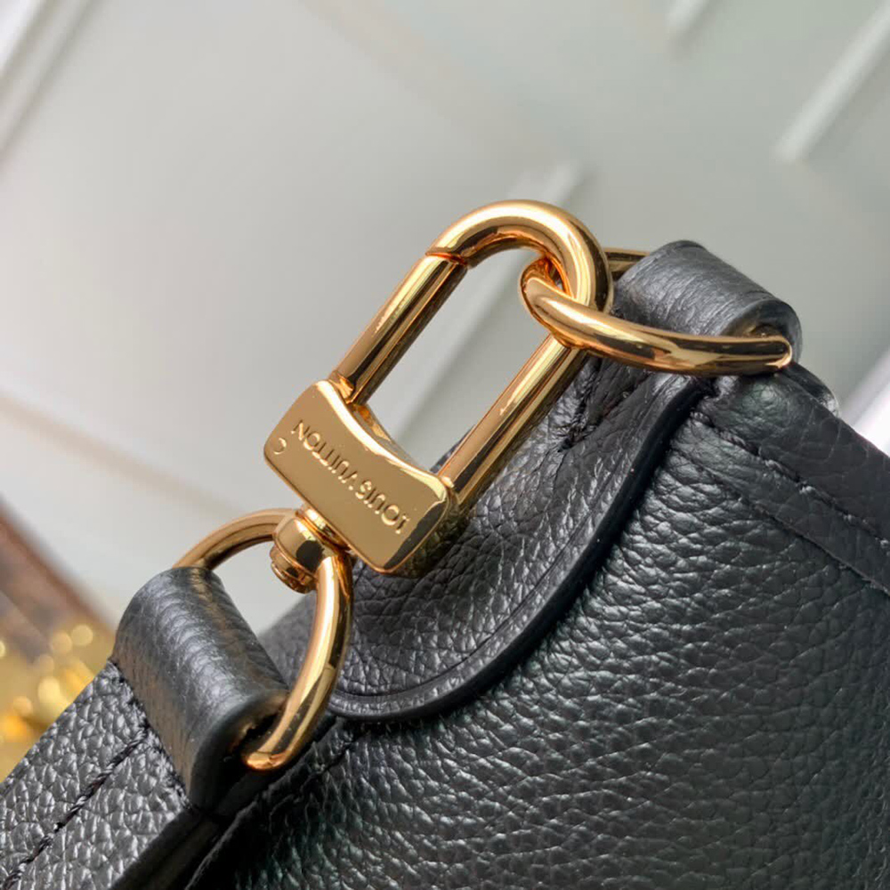 Louis Vuitton Bags M46487 36*22*9cm