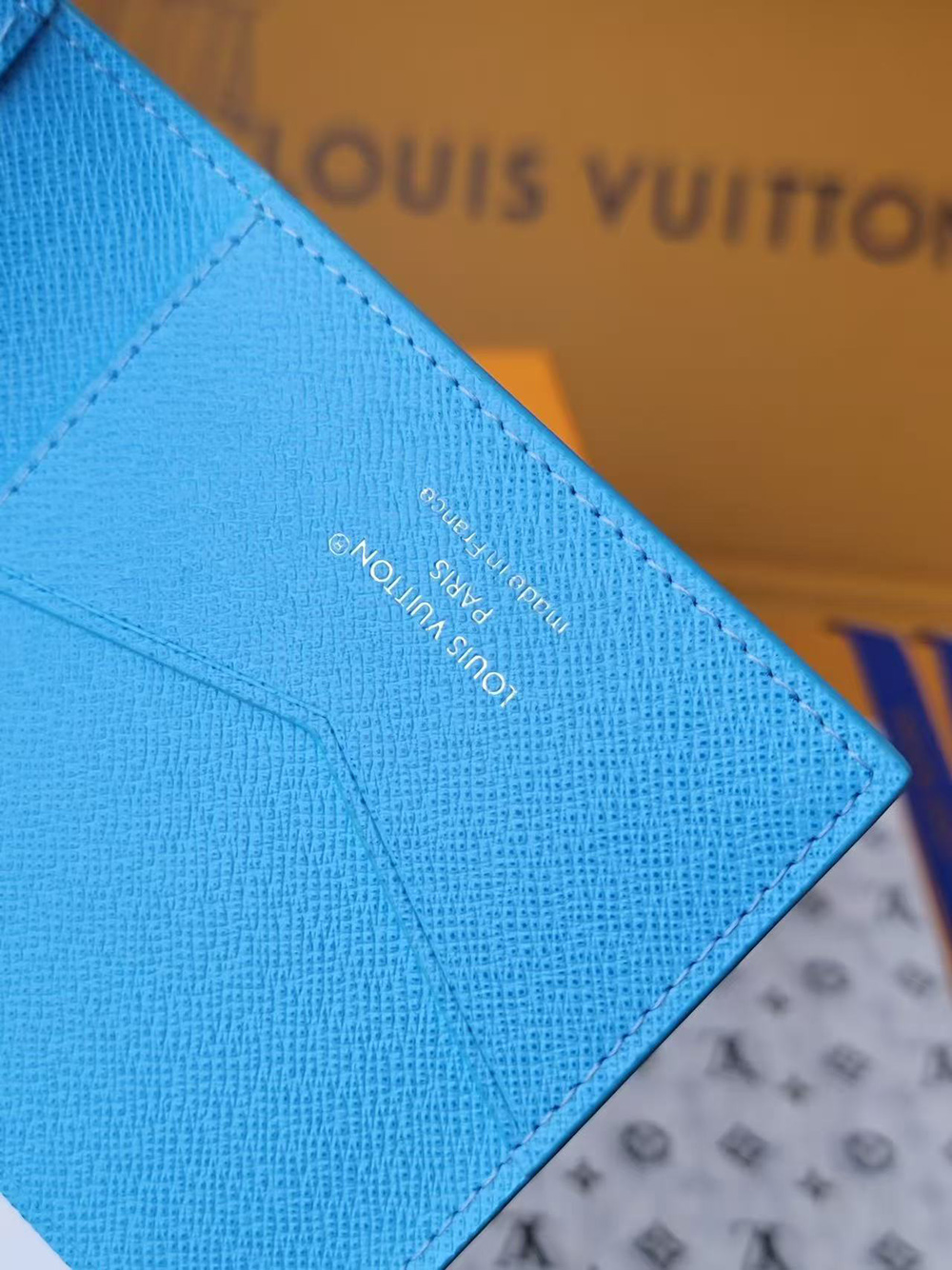 Louis Vuitton Pocket Organizer M14880 11.1*1*7.5cm