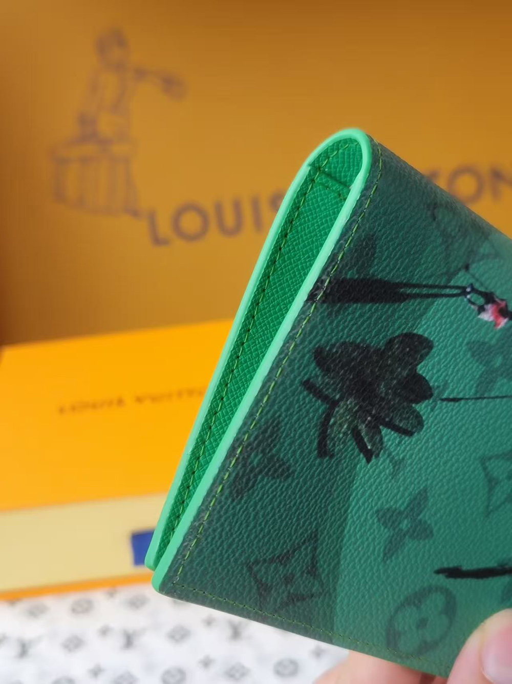 Louis Vuitton Pocket Organizer M14880 11.1*1*7.5cm