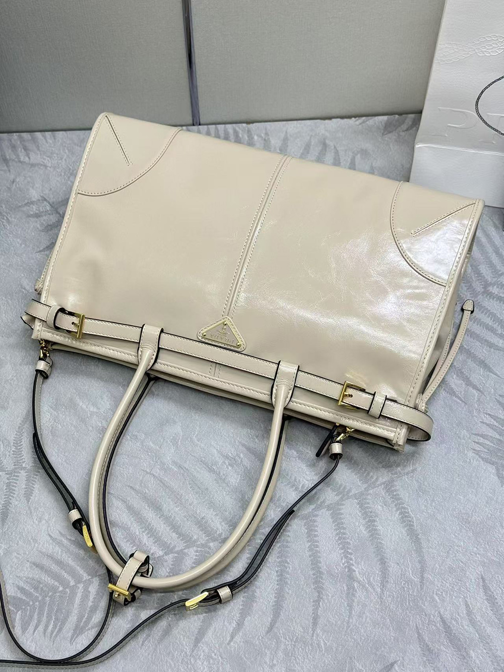 Prada Bonnie large leather handbag 1BA433 38*30*12cm