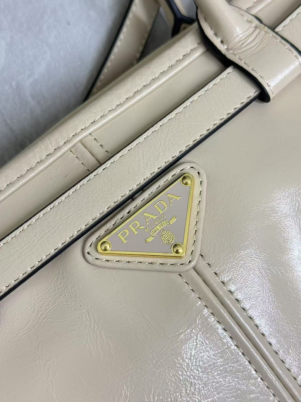 Prada Bonnie large leather handbag 1BA433 38*30*12cm