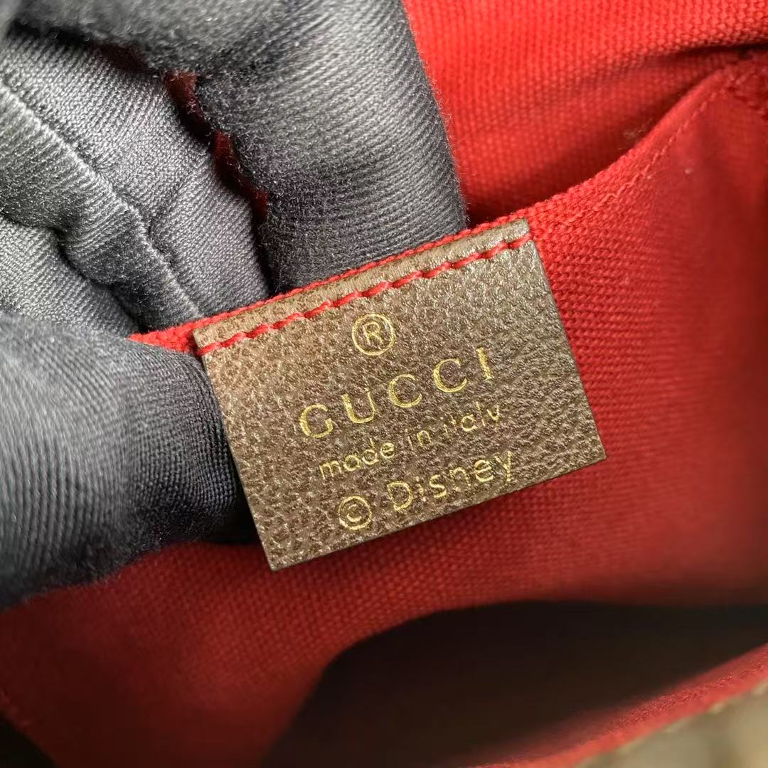 Gucci Donald Duck Messenger Bags 645054 21*22*4cm