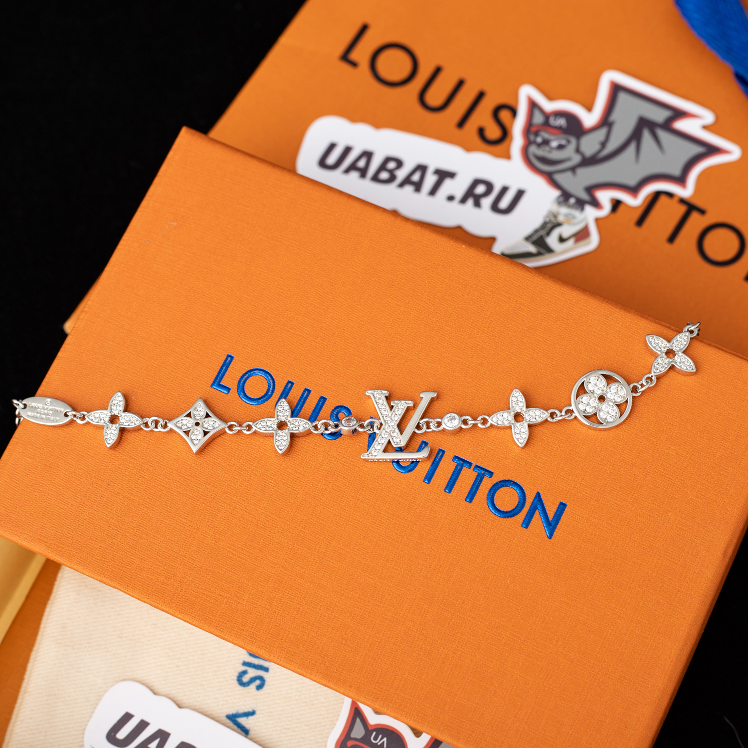 Louis Vuitton Bracelet N93400