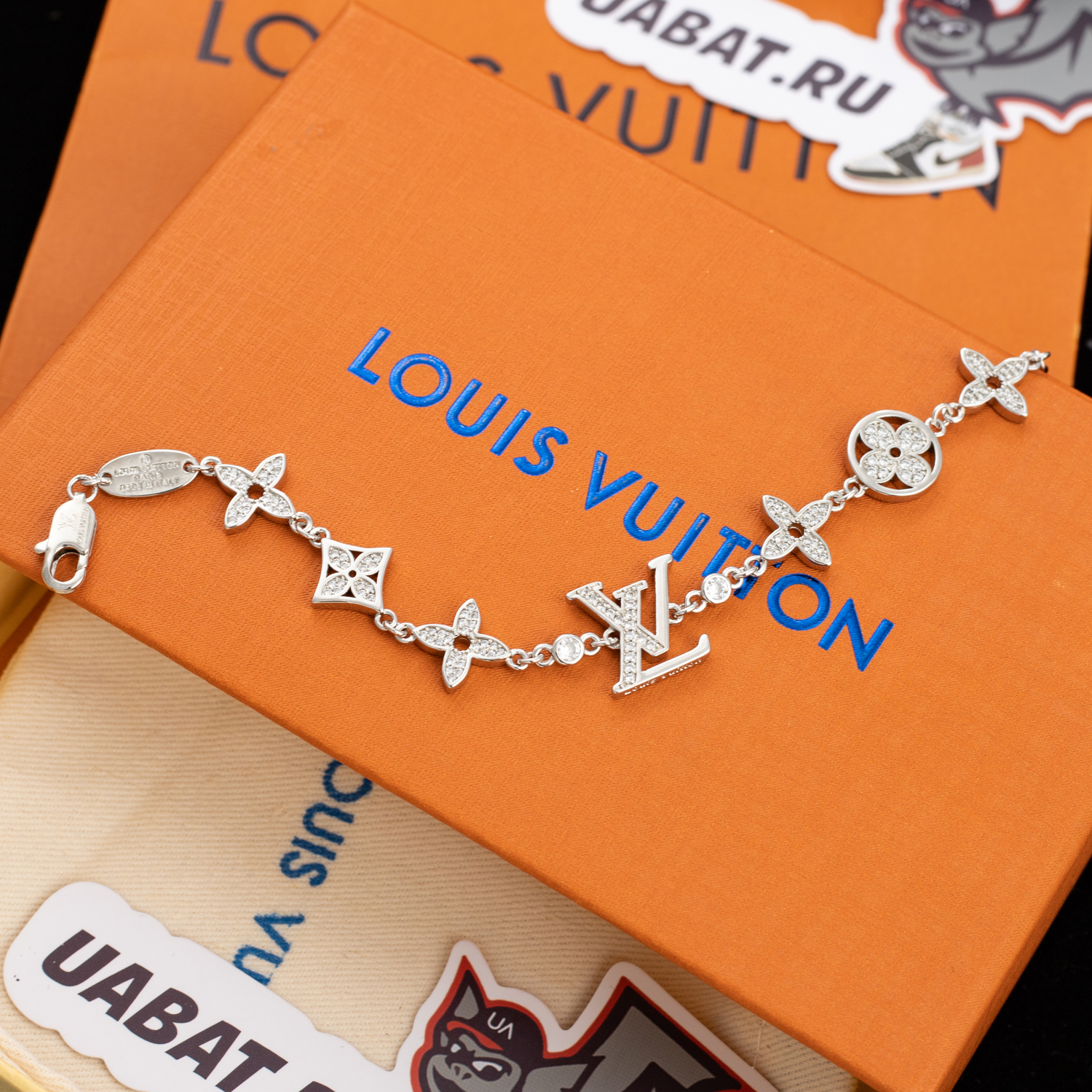 Louis Vuitton Bracelet N93400
