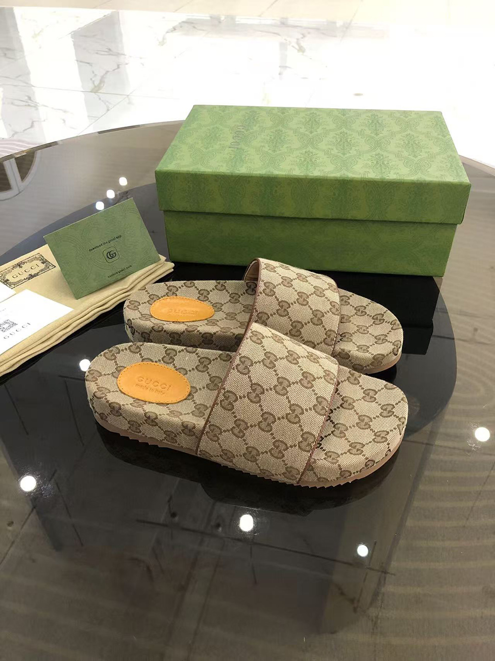 Gucci GG Slide Beige Canvas
