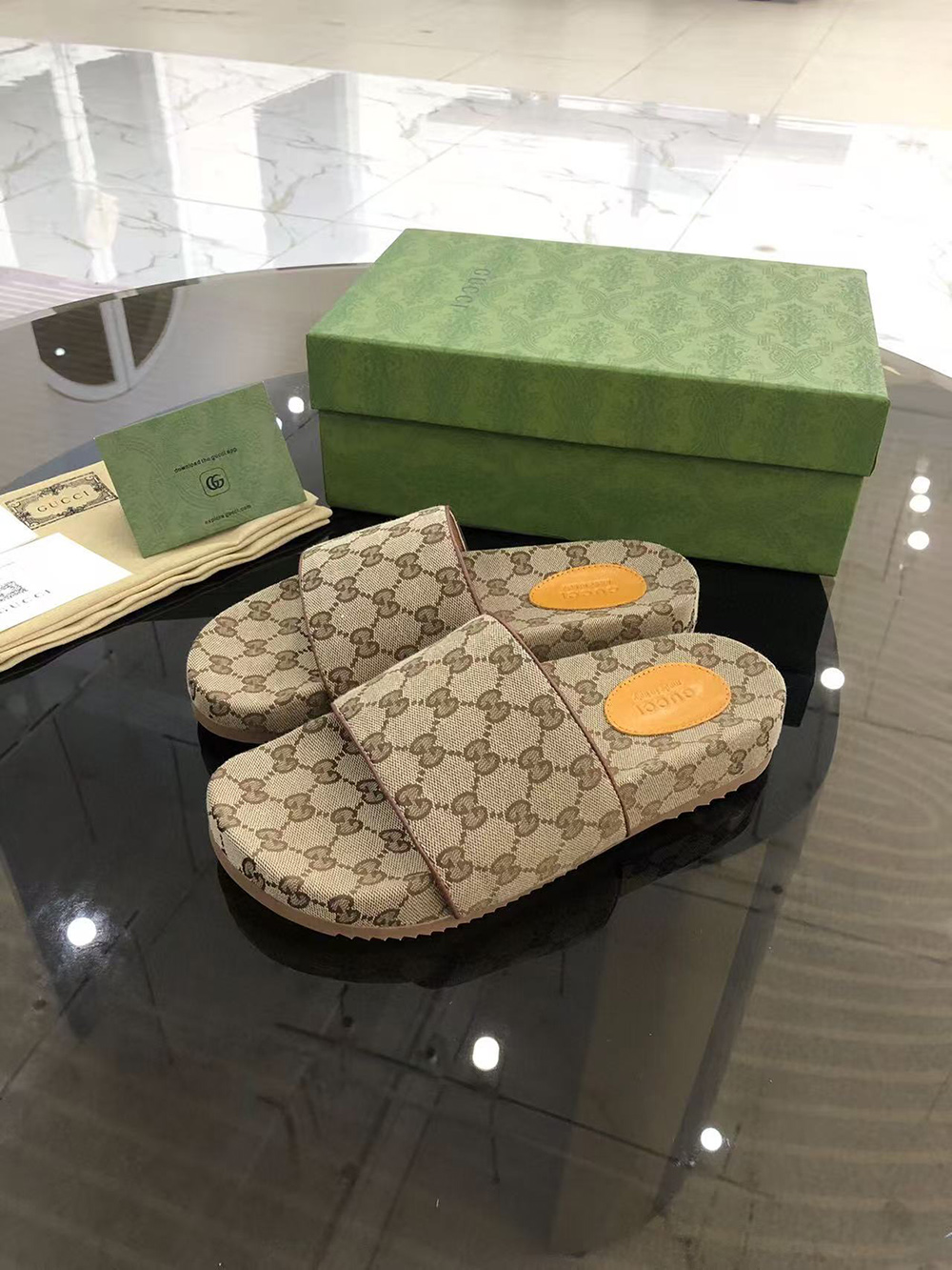 Gucci GG Slide Beige Canvas