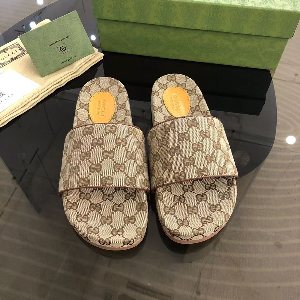 Gucci GG Slide Beige Canvas