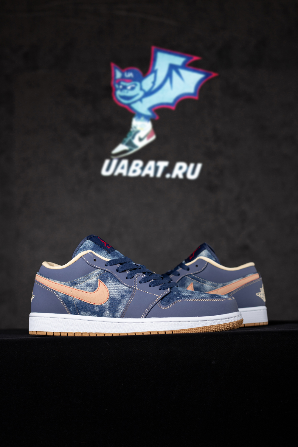 AIR JORDAN 1 LOW SE 'DENIM'