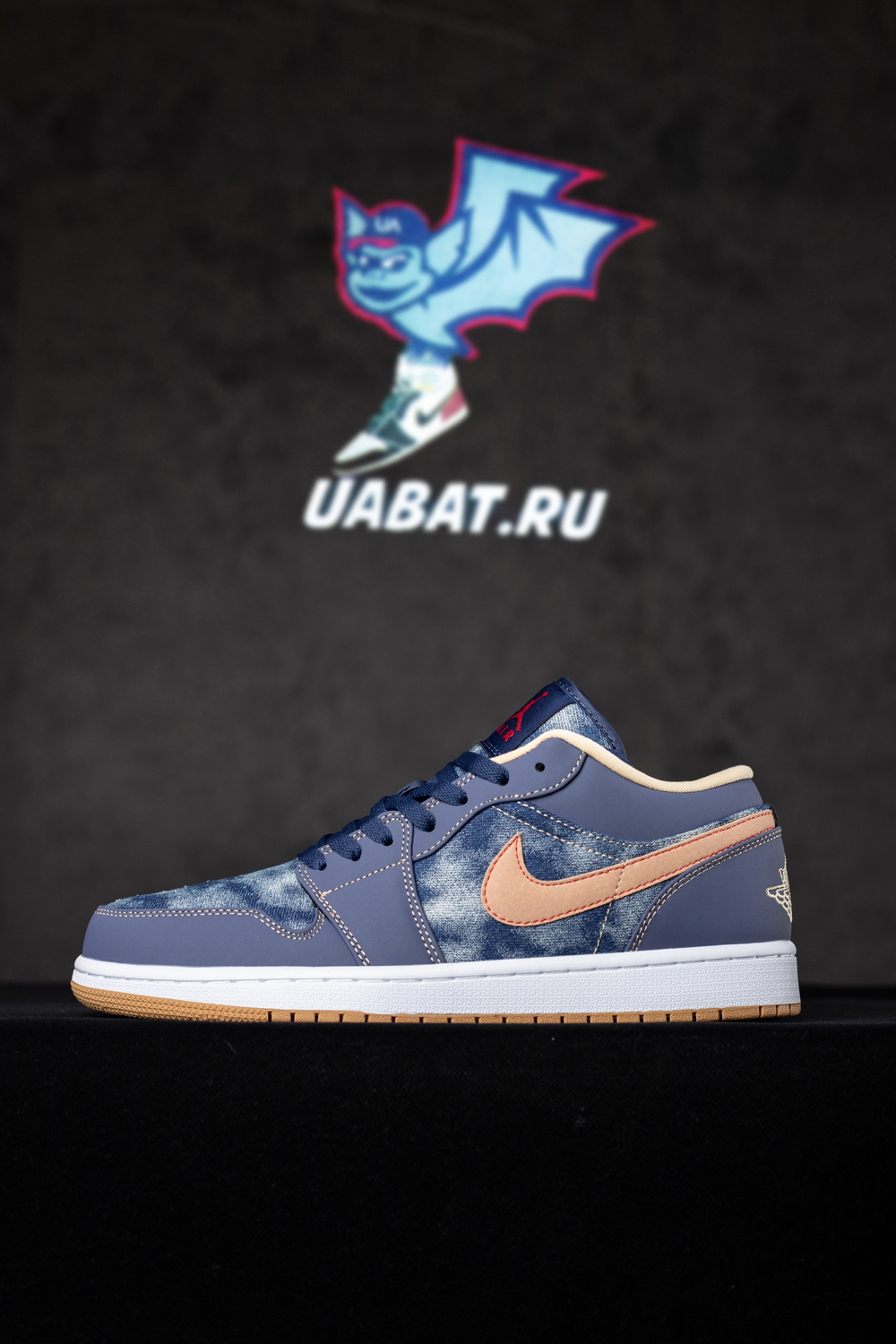 AIR JORDAN 1 LOW SE 'DENIM'
