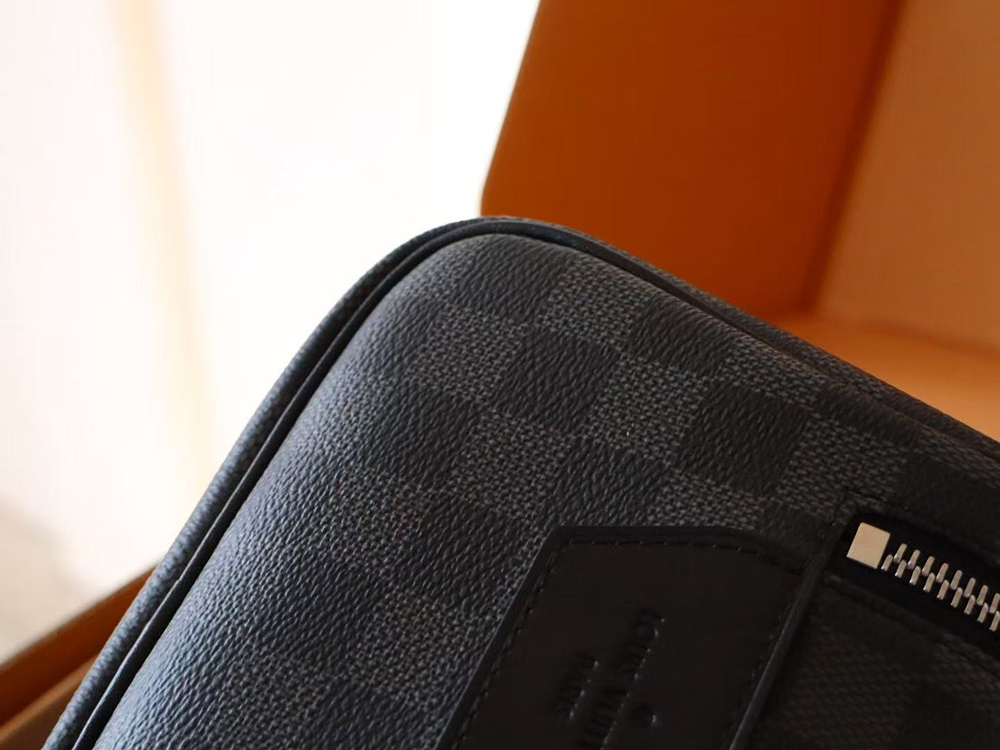 Louis Vuitton Dopp Kit Toilet Pouch N40127 28*15*16.5cm