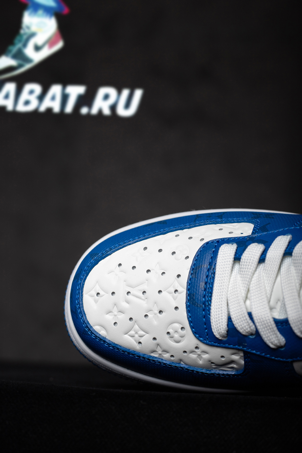 Louis Vuitton x Air Force 1 Low 'White Team Royal'