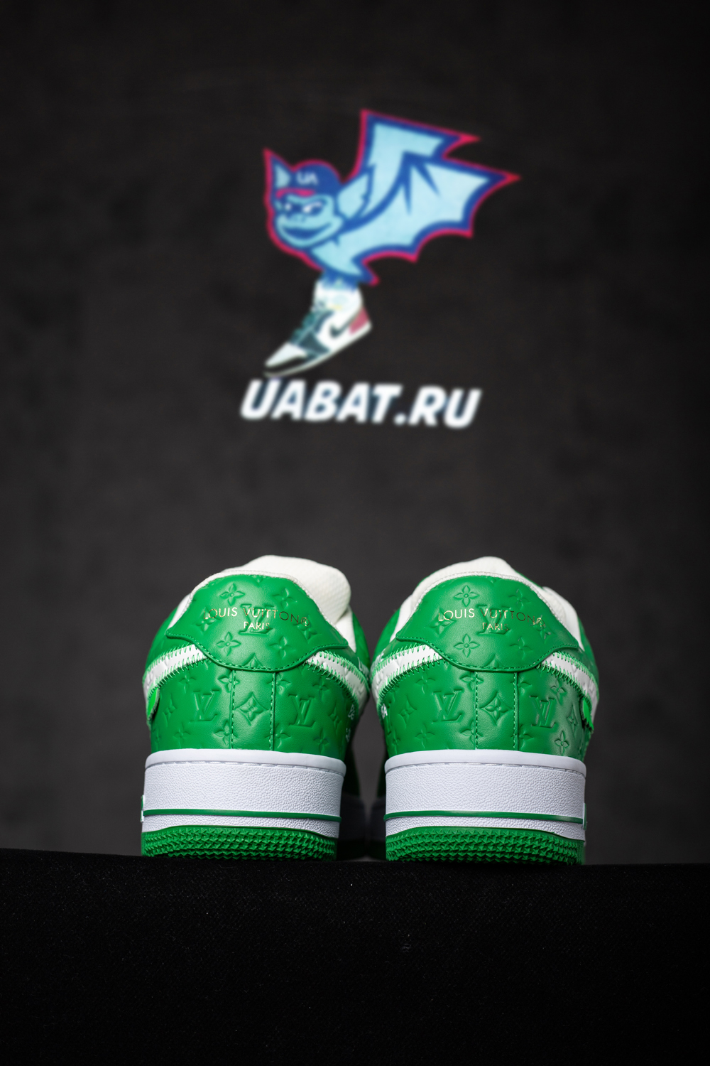 Louis Vuitton x Air Force 1 Low 'Green' Friends & Family