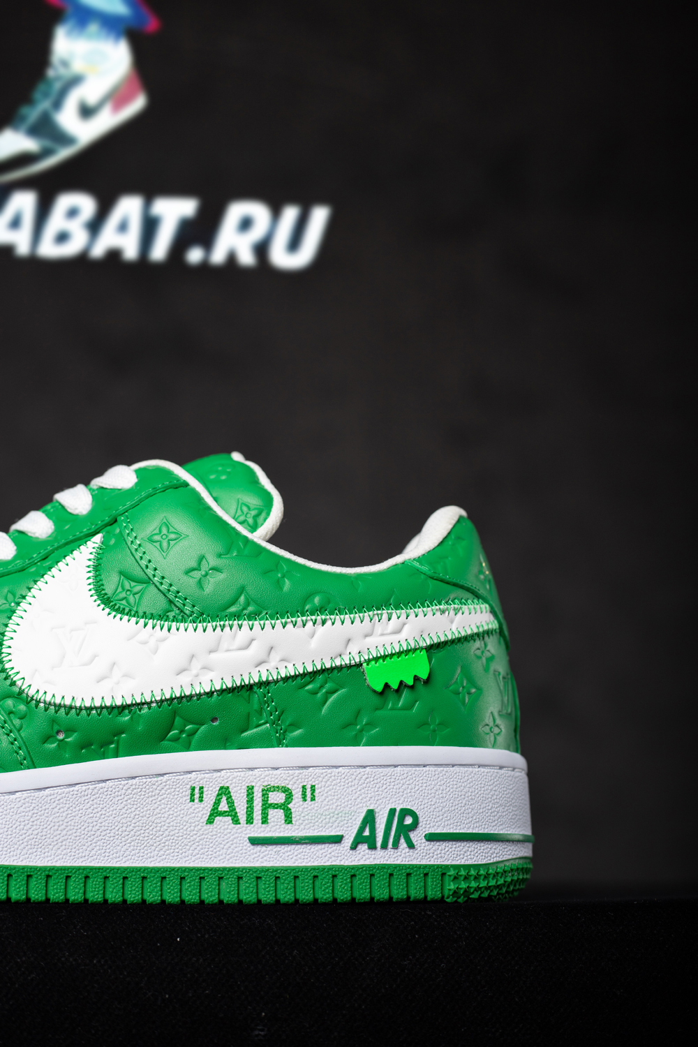 Louis Vuitton x Air Force 1 Low 'Green' Friends & Family