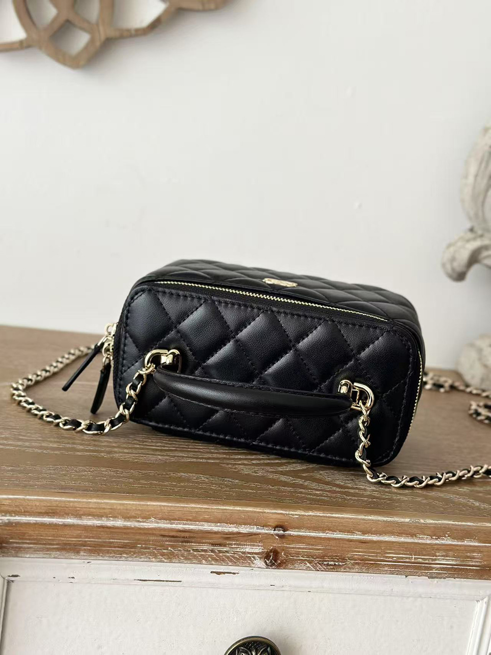 Chanel Vanity Case Bags Black AP2199 17*9.5*8cm