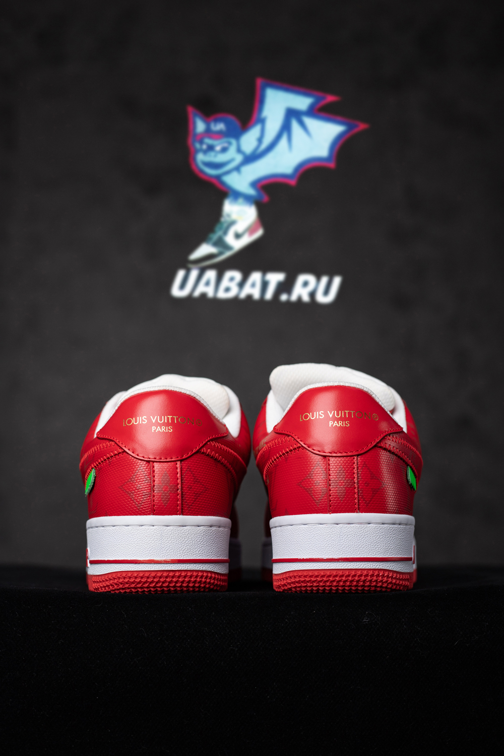 Louis Vuitton x Air Force 1 Low 'White Comet Red'