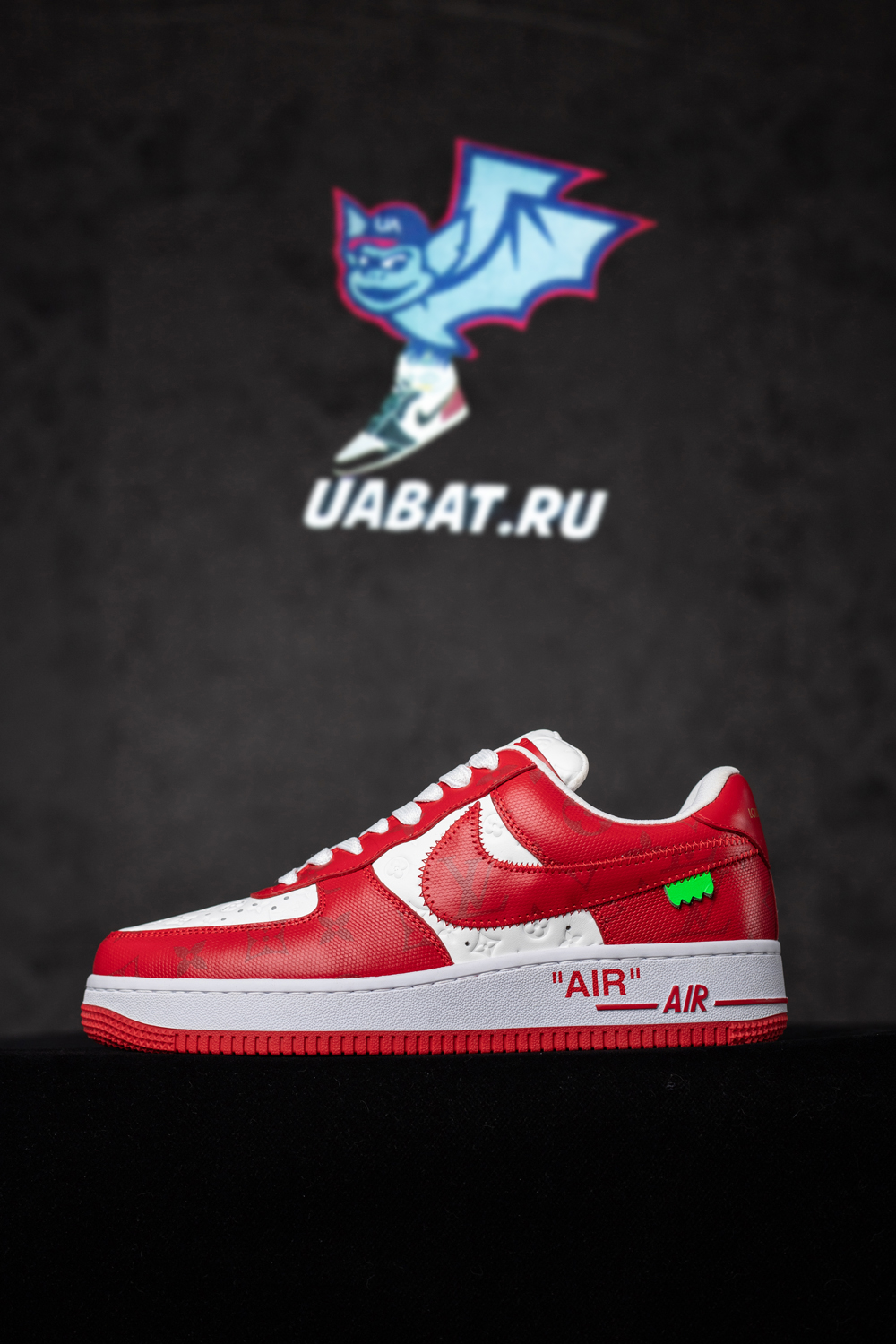 Louis Vuitton x Air Force 1 Low 'White Comet Red'