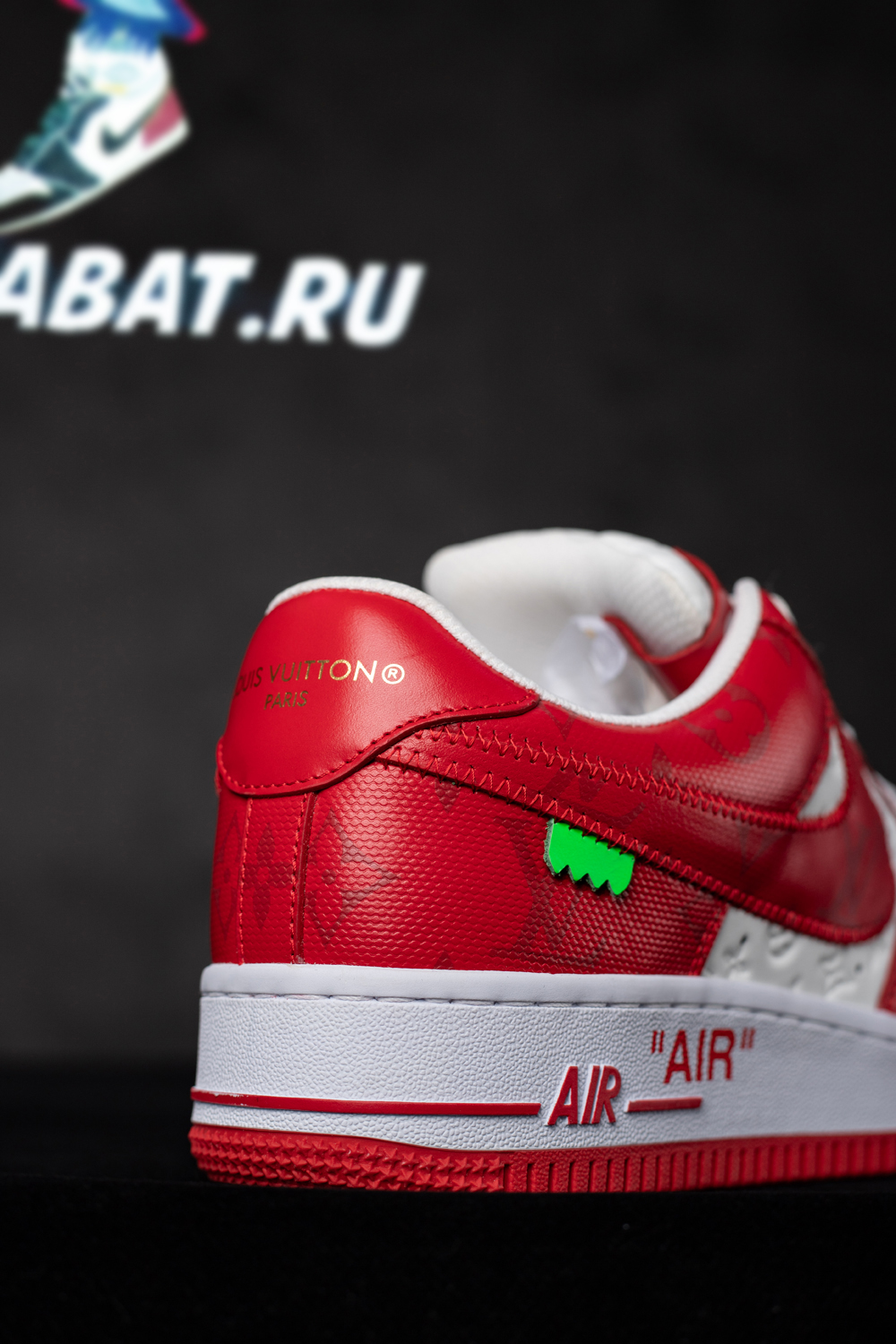 Louis Vuitton x Air Force 1 Low 'White Comet Red'