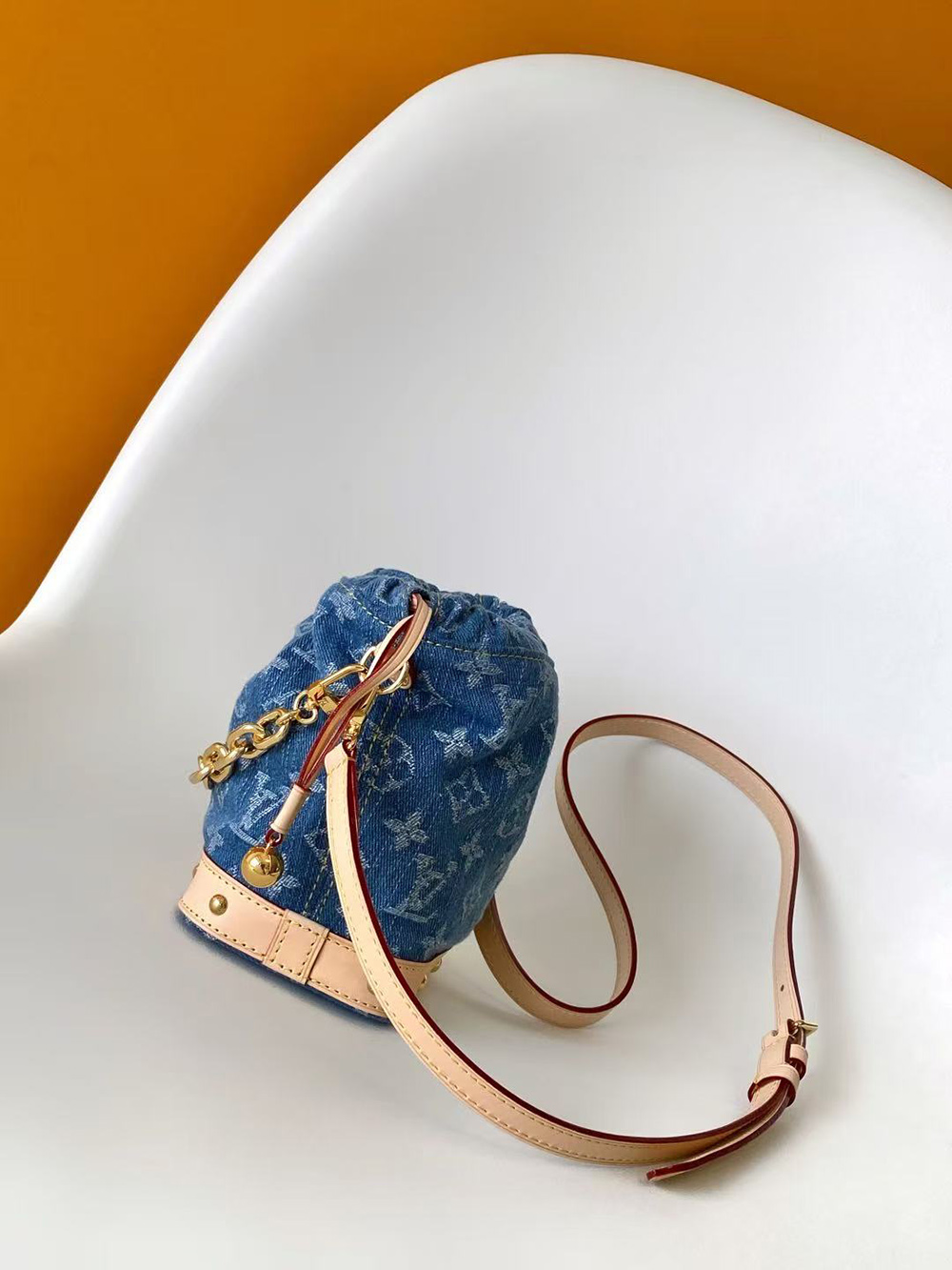 Louis Vuitton Nano Noé Bags M83043 20.5*17.5*8.8cm