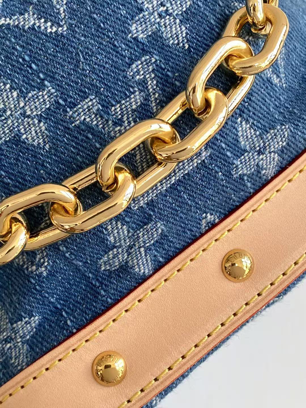 Louis Vuitton Nano Noé Bags M83043 20.5*17.5*8.8cm