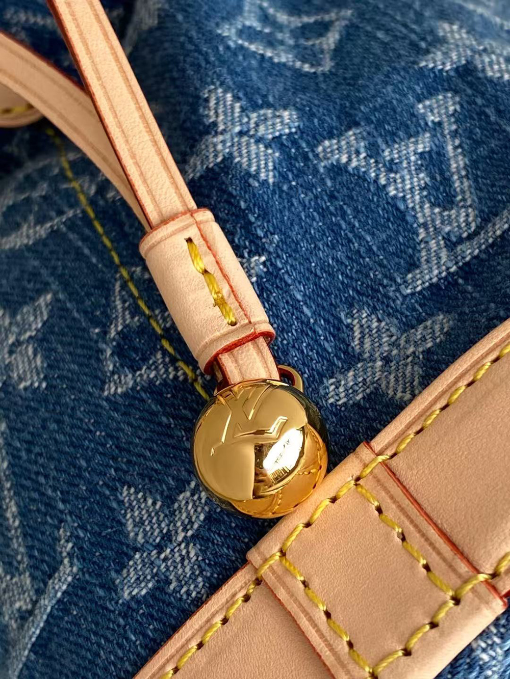 Louis Vuitton Nano Noé Bags M83043 20.5*17.5*8.8cm