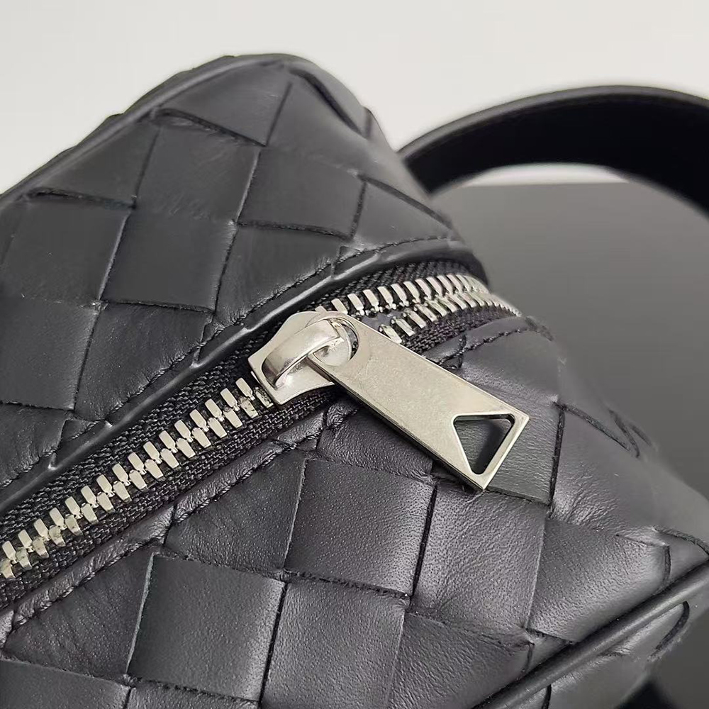 Bottega Veneta Intrecciato Travel Pouch 729295 26*13*10cm