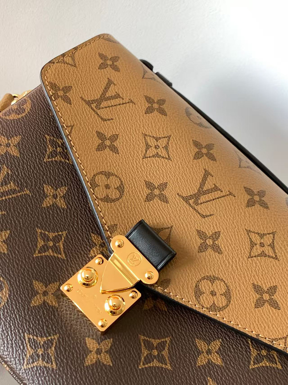 Louis Vuitton Pochette Métis Bags M44876 25*19*7cm