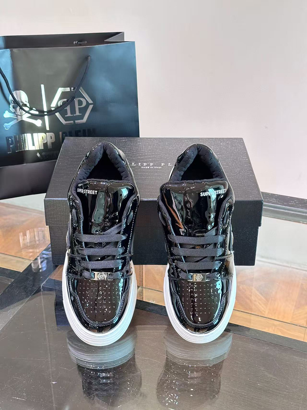 Philipp Plein Super Street Lo-Top Sneakers Hexagon