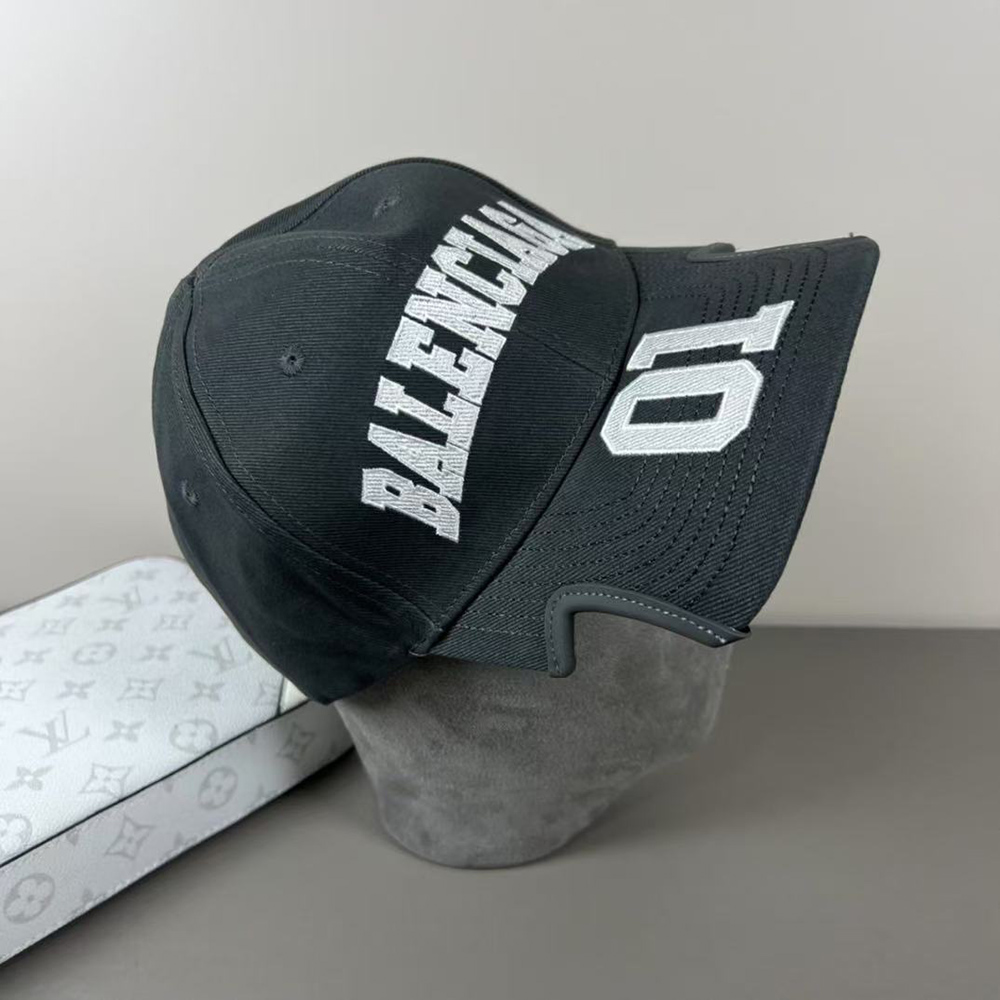 Balenciaga Cap in Black Basketball B21000