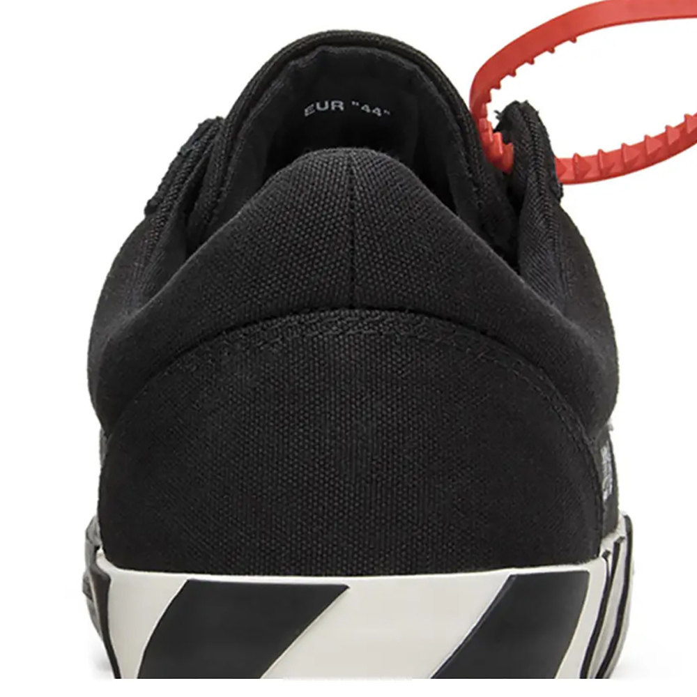 Off-White Vulc Low Top 'Black'