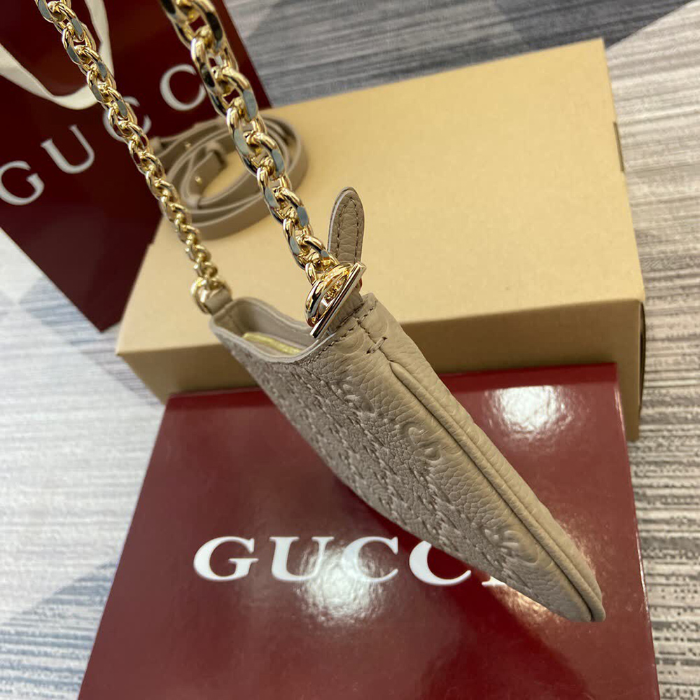 Gucci Emblem Bags 815278 23*12*2cm