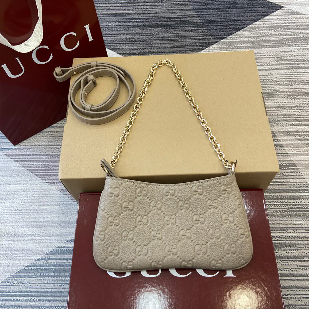 Gucci Emblem Bags 815278 23*12*2cm