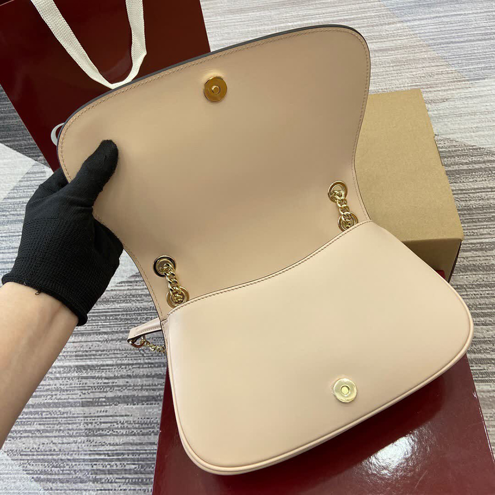 Gucci Blondie Bags 815715 26*16*8cm