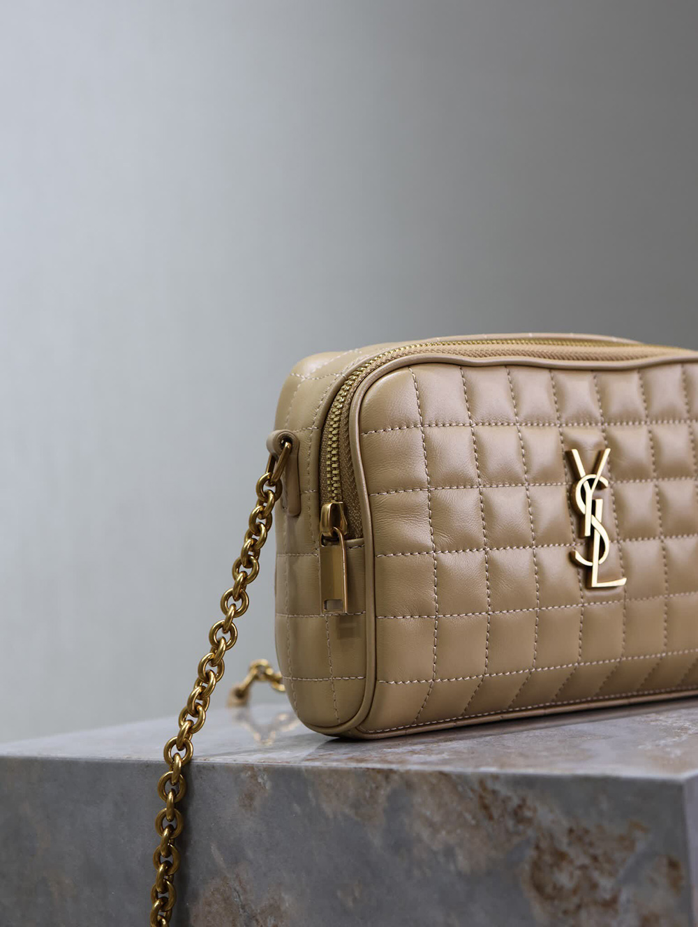 Saint Laurent Cassandre Matelassé Carré camera bag in lambskin 764809 19.5*14*4cm